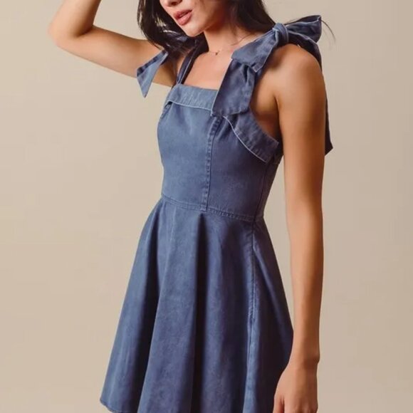 SO ME Fit and Flare Washed Gameday Dress - Picture 3 of 5